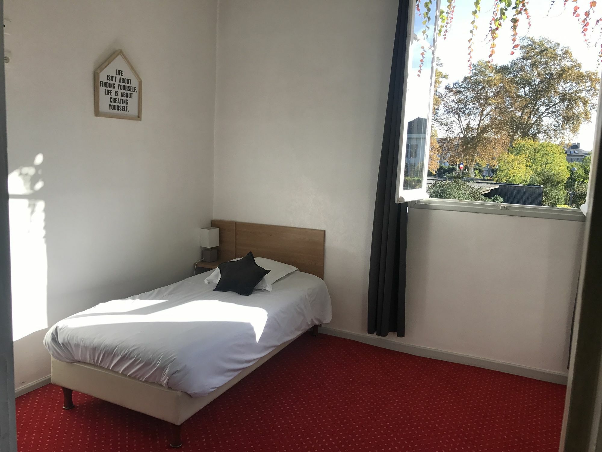 Citotel Hotel Le Chapon Fin 브리브라가야르드 외부 사진