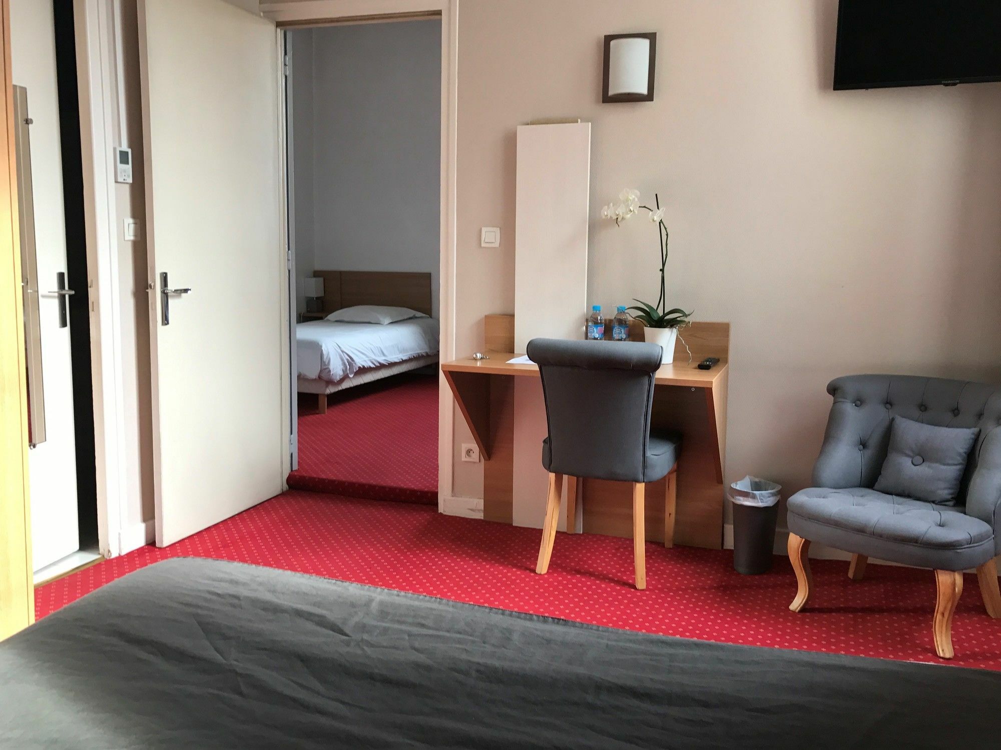 Citotel Hotel Le Chapon Fin 브리브라가야르드 외부 사진