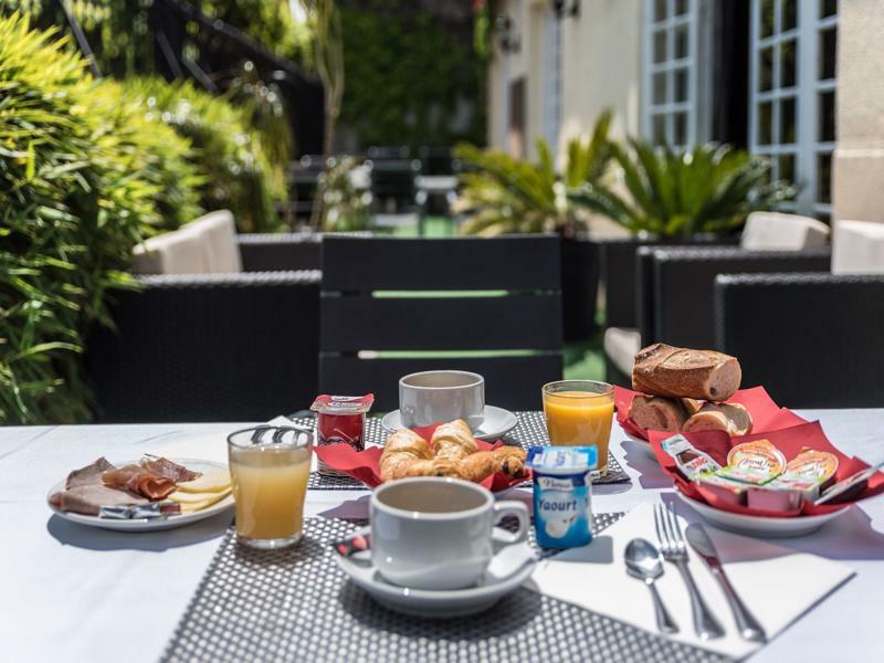 Citotel Hotel Le Chapon Fin 브리브라가야르드 외부 사진